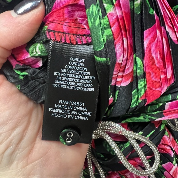 Brand new Wayf from Anthropologie jumpsuit. Perfect for Valentine’s Day! - Picture 8 of 8